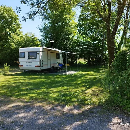 Del Padel Campsite Les Avenieres